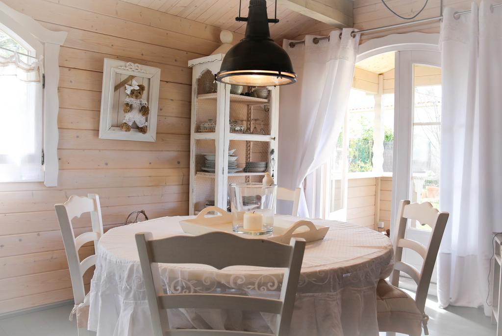 Chalet De Charme Aniane Номер фото